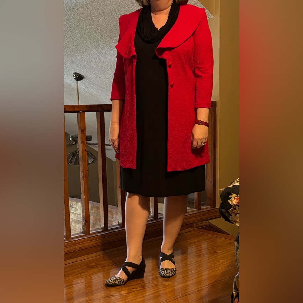 Peter Nygard Vibrant Red Blazer - Picture 3 of 4